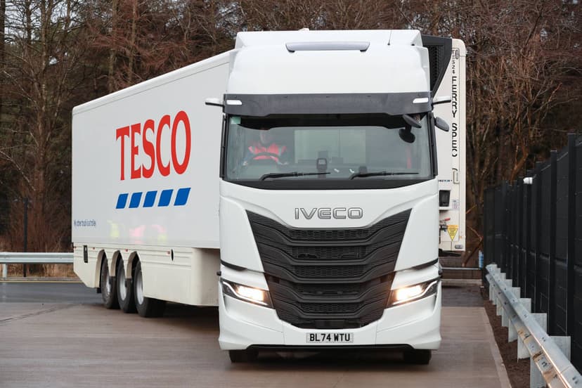 Tesco takes delivery of 42 New IVECO S-Way Natural Gas trucks