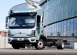 SINOTRUK targets UK zero-emission truck market with Harris Group deal