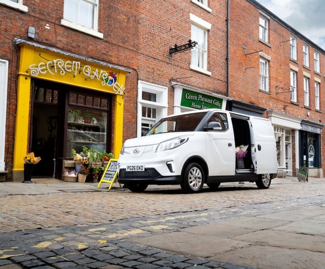Under £20k: Harris MAXUS UK takes on compact electric van market with eDELIVER 3