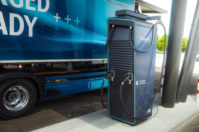 Electric heavy-duty truck market to cross $152.95bn by 2035